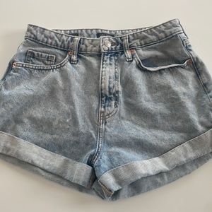 High Rise cuffed Denim Shorts